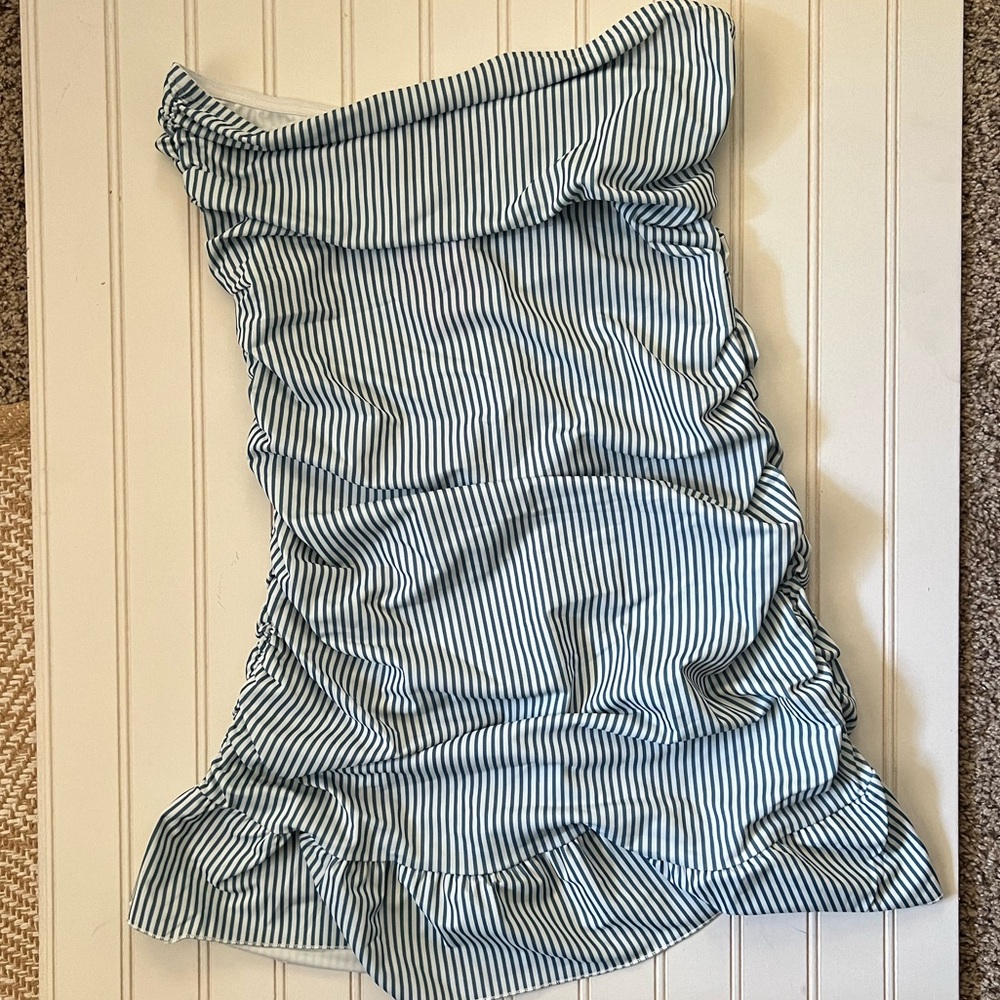 Edikted Strapless Summer Dress